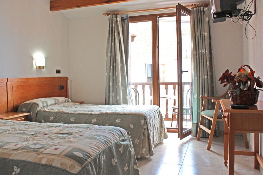 Hostal La Maya Cercedilla Room photo